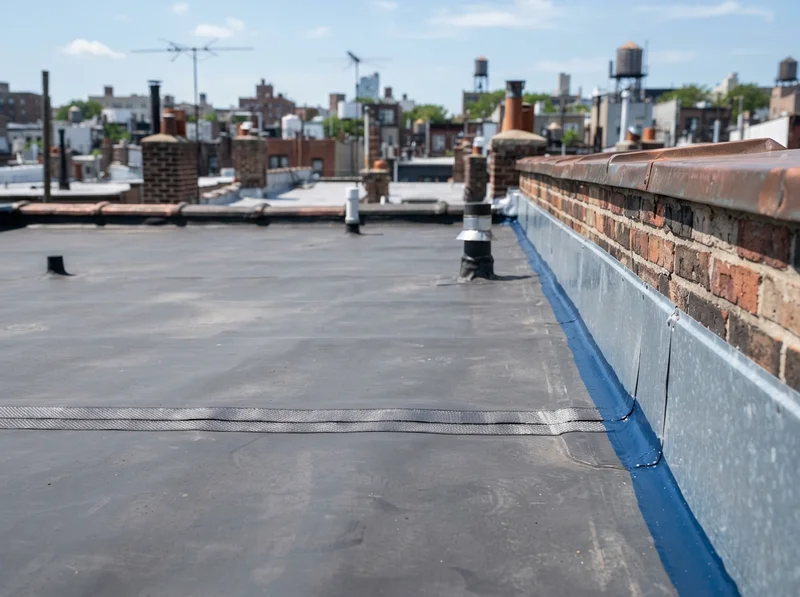 Flat rubber roof seam detail in Brooklyn Flat rubber roof seam detail in Brooklyn